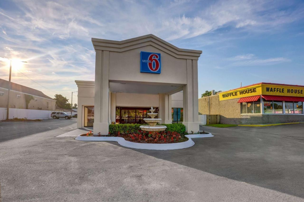 Motel 6-Jacksonville, Nc Bagian luar foto